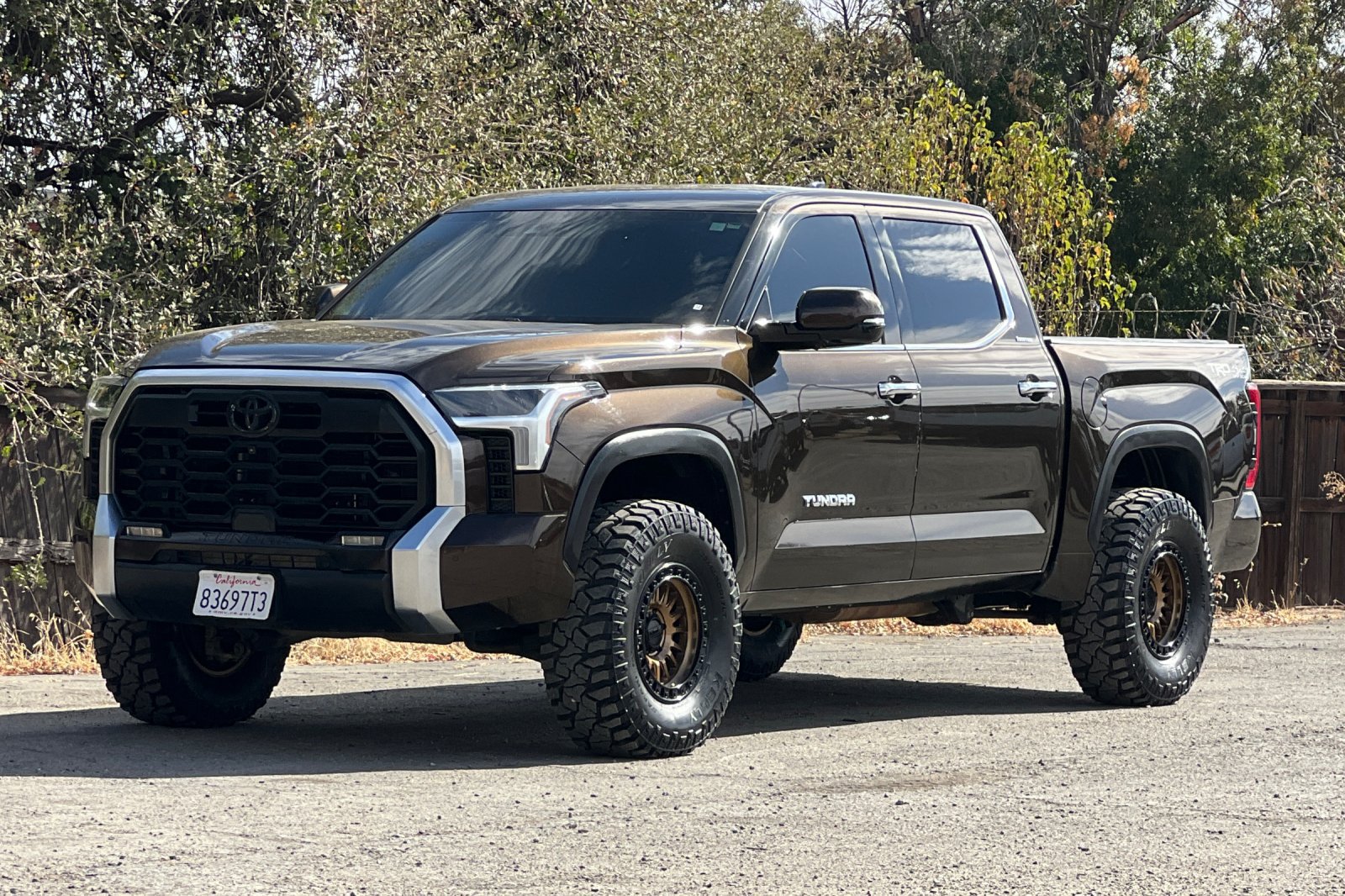 Used 2023 Toyota Tundra Limited w/ TRD Off-Road Package AWD/4WD image 8