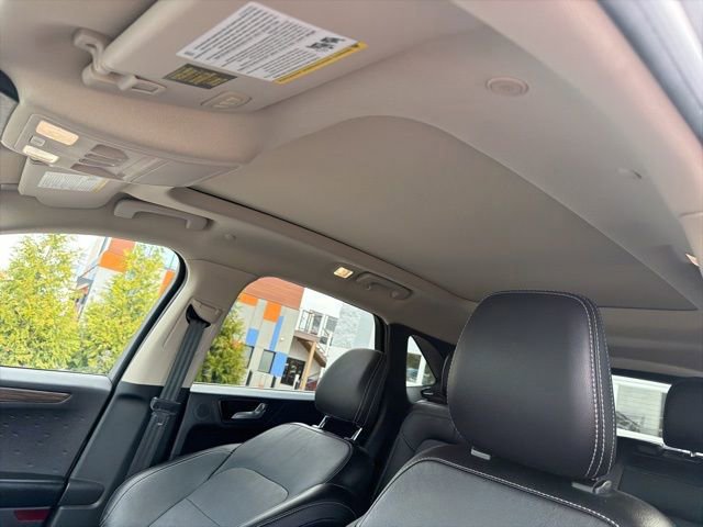 Certified 2020 Ford Escape Titanium image 18