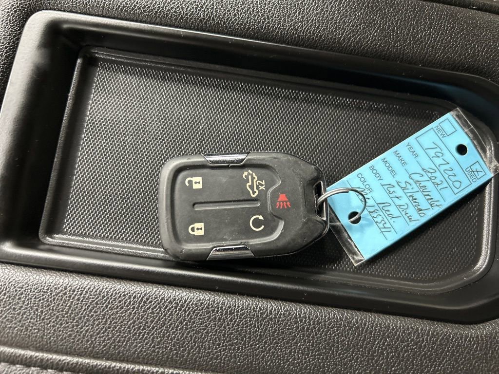 Used 2021 Chevrolet Silverado 1500 RST image 24