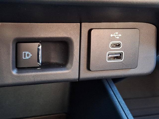 Certified 2026 Ford Maverick Tremor AWD/4WD image 25