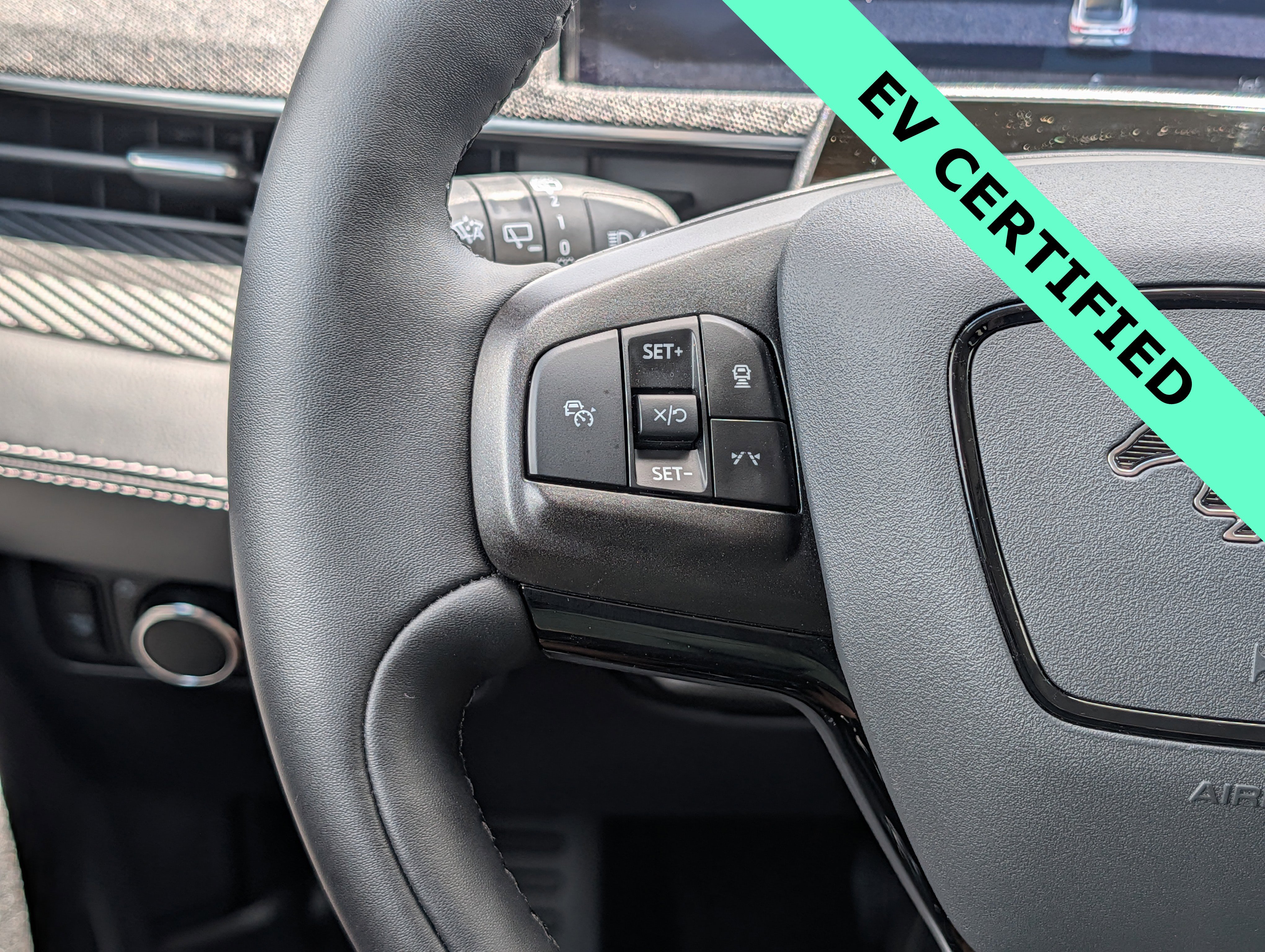 Certified 2025 Ford Mustang Mach-E Premium AWD/4WD image 25