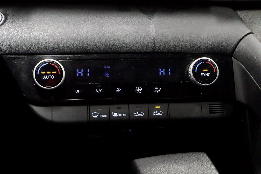 Used 2021 Hyundai Elantra SEL image 29