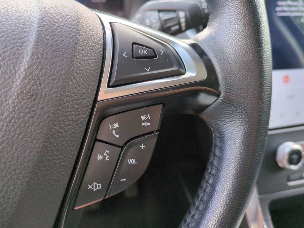 Certified 2024 Ford Edge Titanium AWD/4WD image 28