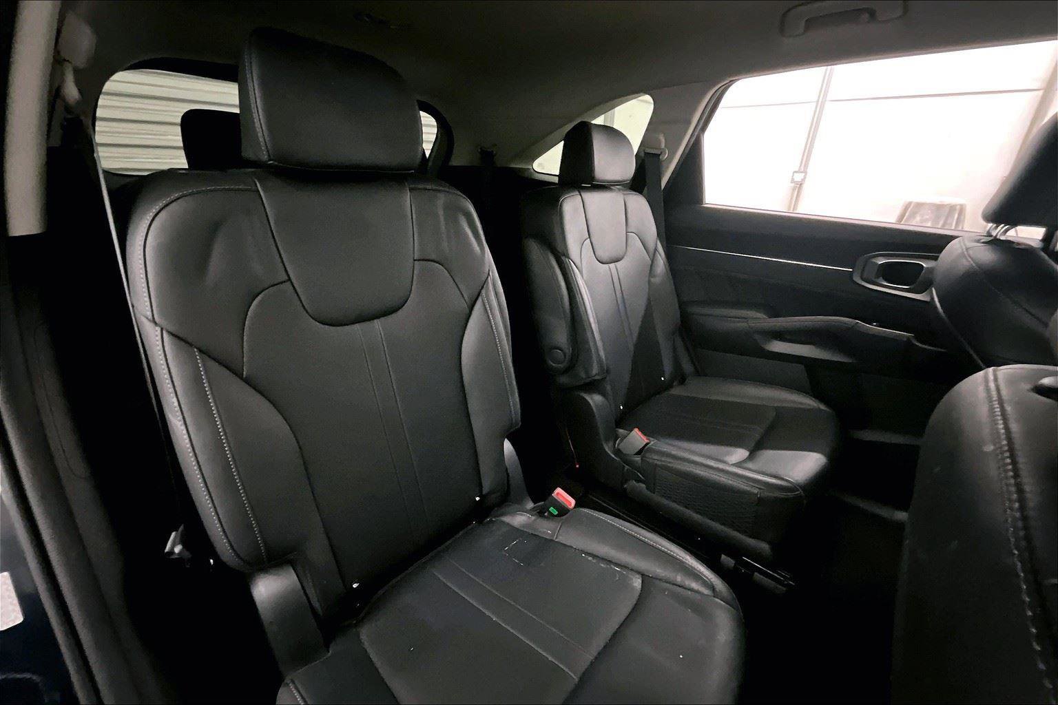 Used 2022 Kia Sorento SX image 26