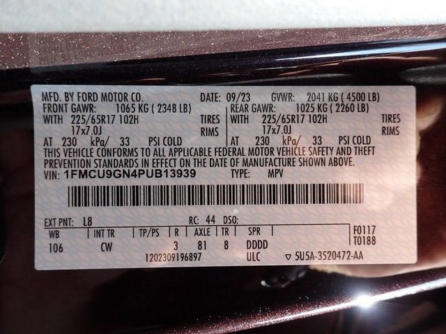 Certified 2023 Ford Escape Active AWD/4WD image 14
