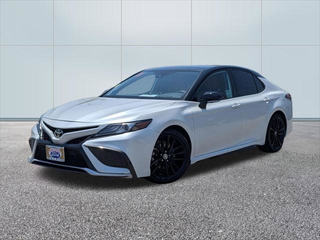 Used 2021 Toyota Camry XSE w/ Navigation Package FWD image 1