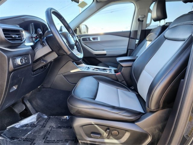 Certified 2022 Ford Explorer XLT w/ Equipment Group 202A image 20