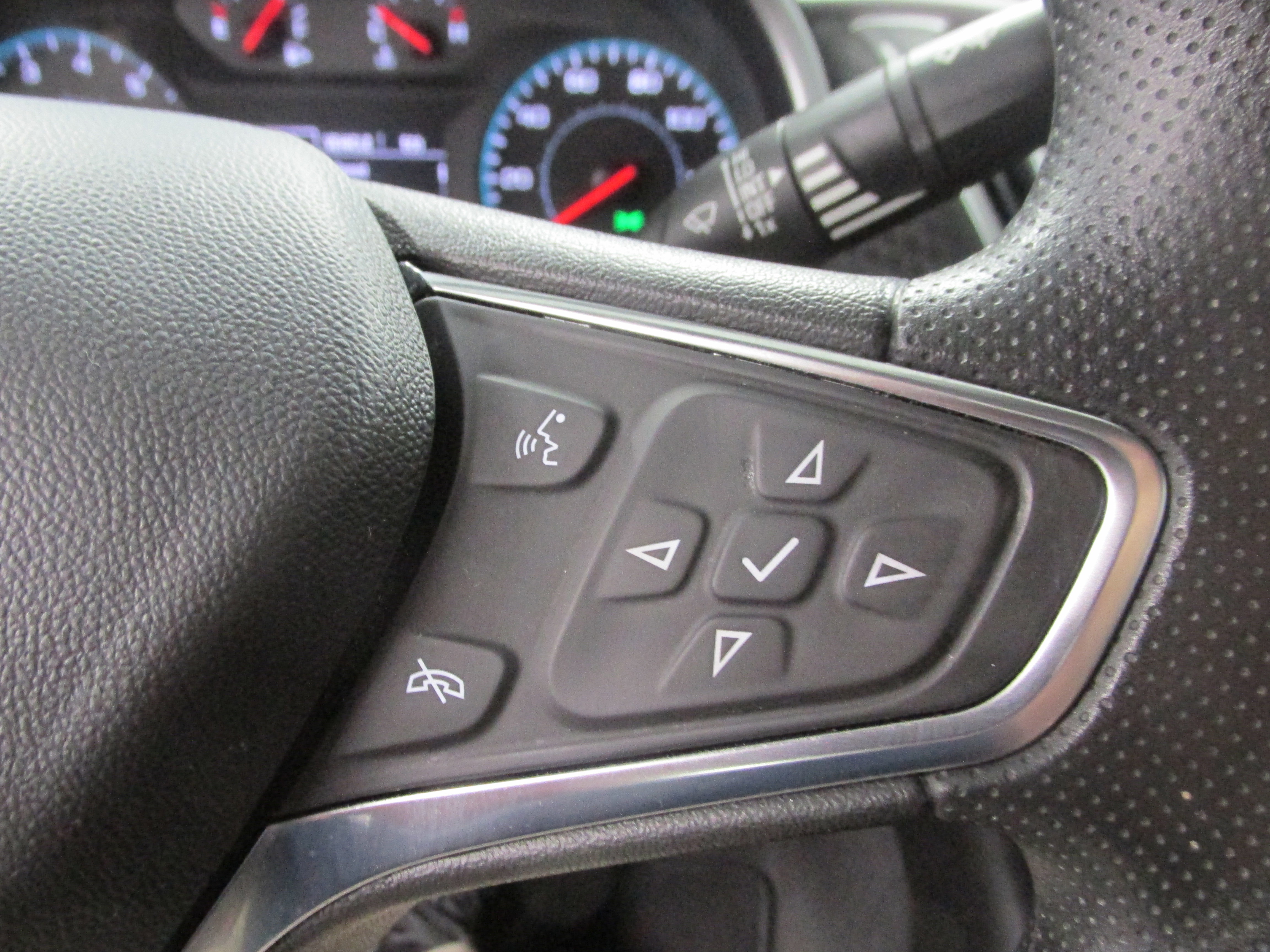 Used 2024 Chevrolet Malibu LT image 32