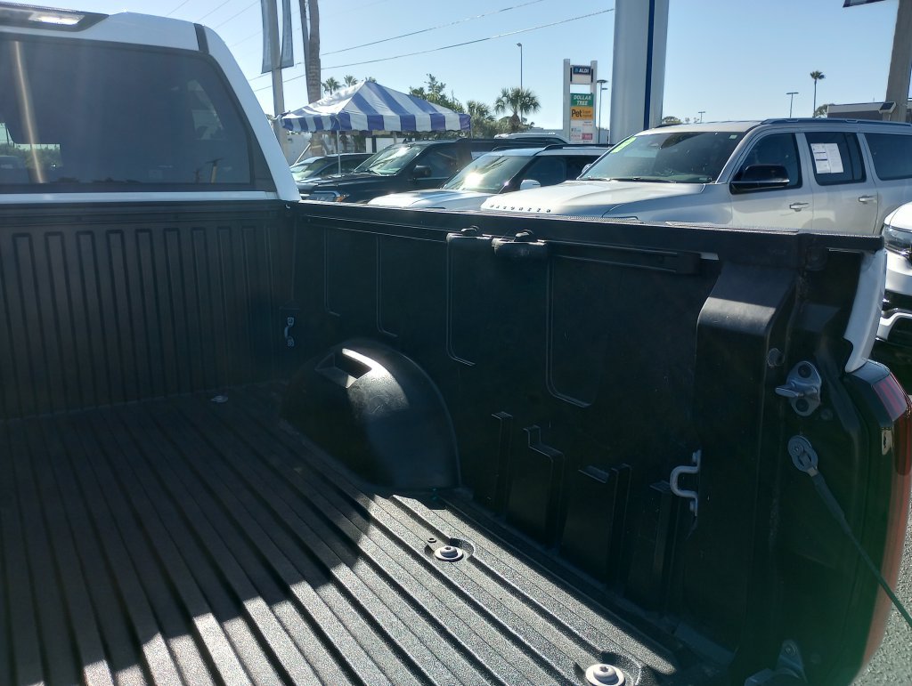 Used 2025 Toyota Tundra SR5 w/ TRD Off-Road Package AWD/4WD image 15