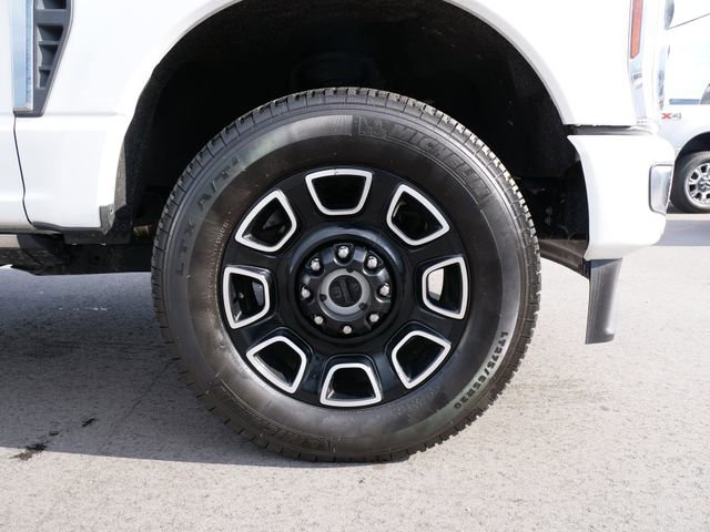 Certified 2024 Ford F250 Platinum AWD/4WD image 11