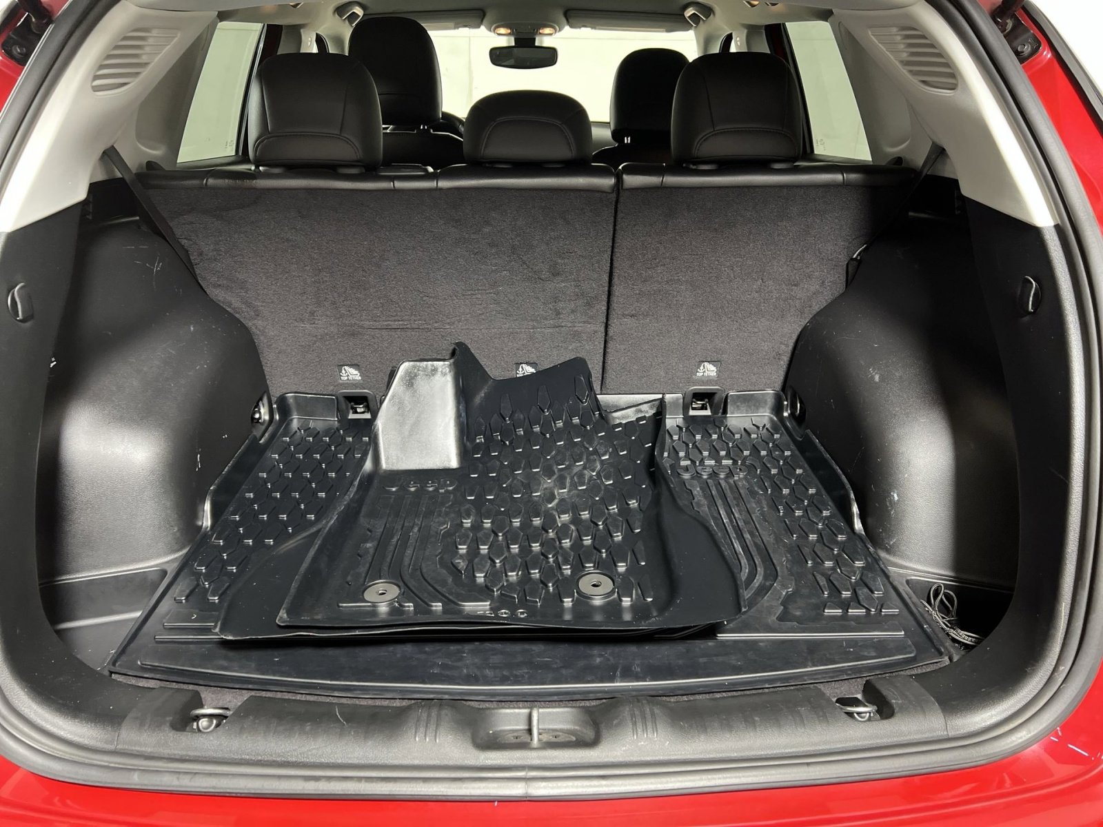 Used 2020 Jeep Compass Latitude image 24