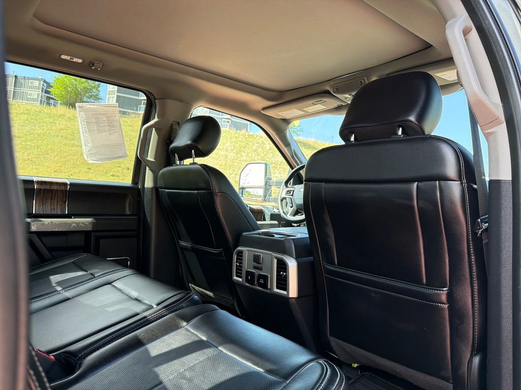 Certified 2020 Ford F150 Lariat w/ Equipment Group 502A Luxury AWD/4WD image 29