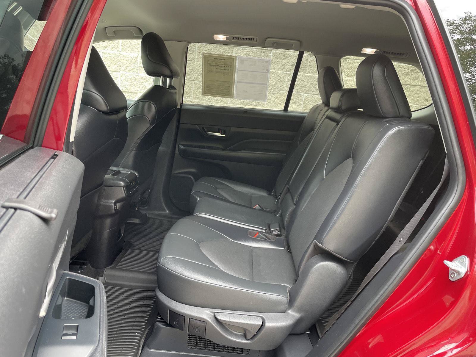 Used 2024 Toyota Grand Highlander AWD Hybrid image 20