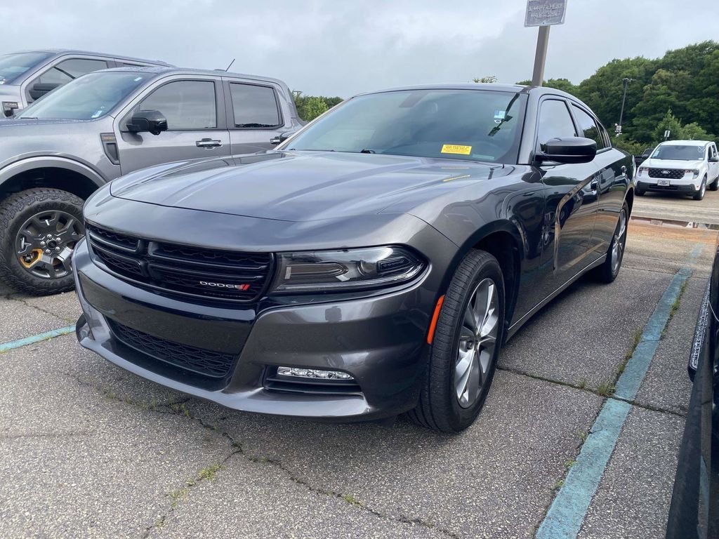 Used 2022 Dodge Charger SXT AWD/4WD image 3