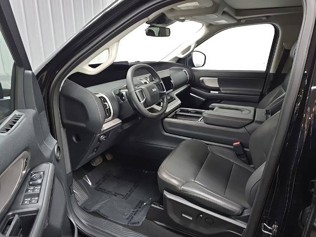 Certified 2025 Ford Expedition Active AWD/4WD image 34