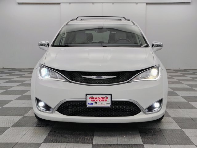 Used 2020 Chrysler Pacifica Limited FWD image 5