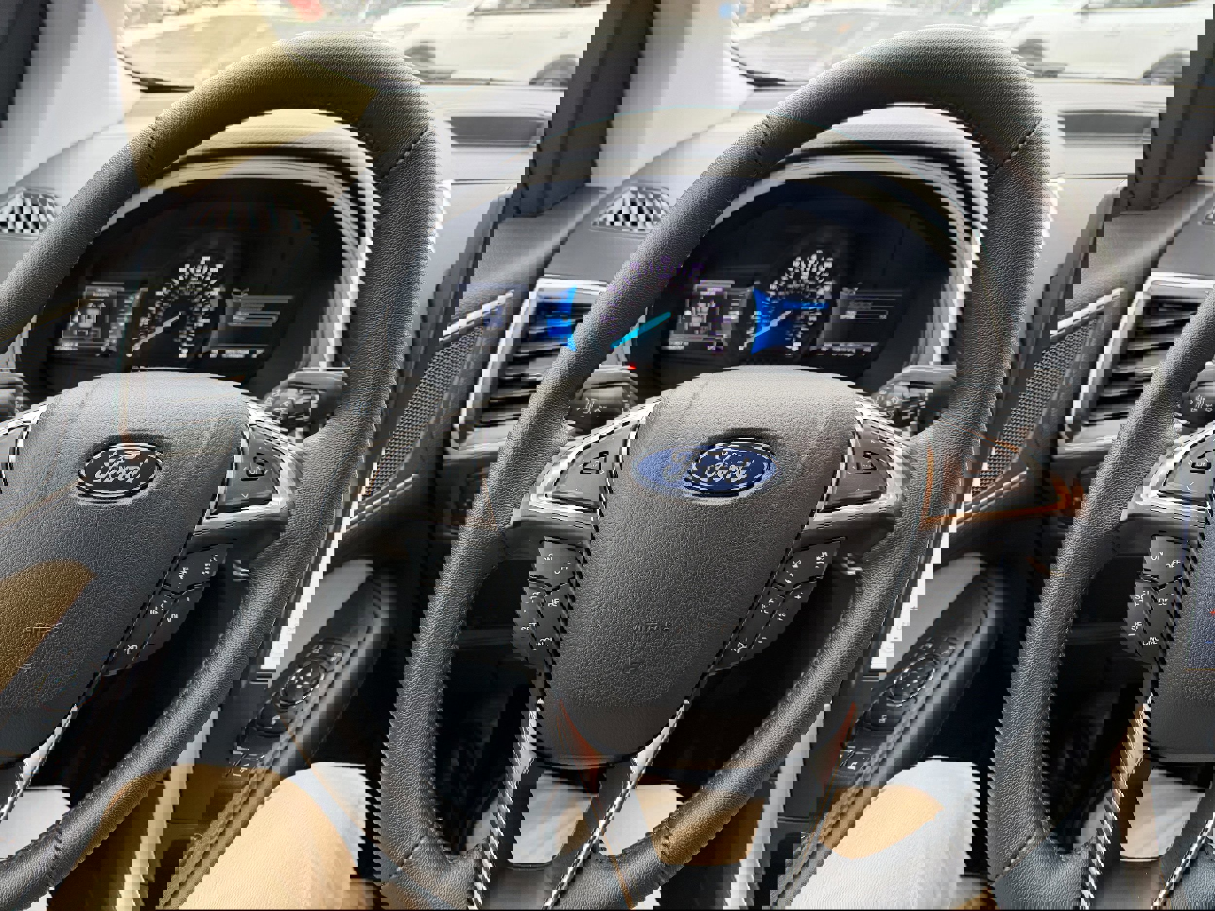 Certified 2024 Ford Edge SEL w/ Convenience Package image 14