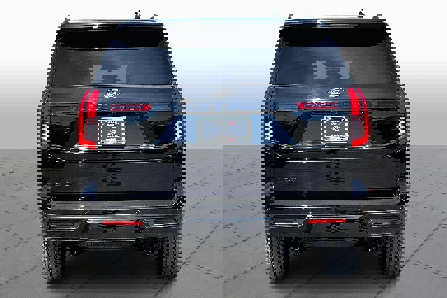 Certified 2025 Ford Expedition Platinum w/ Stealth Appearance Package image 2