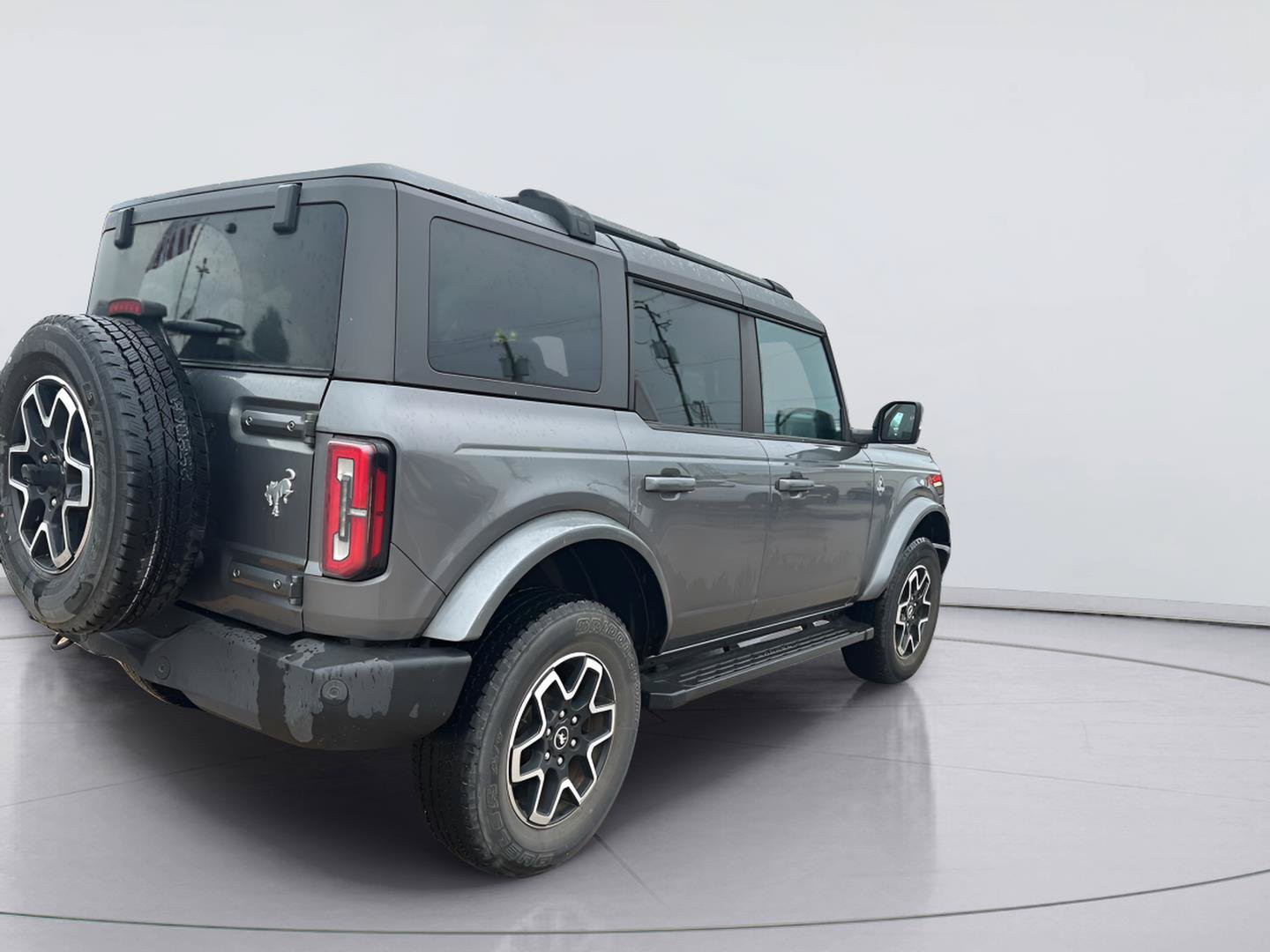 Certified 2022 Ford Bronco Outer Banks AWD/4WD image 2