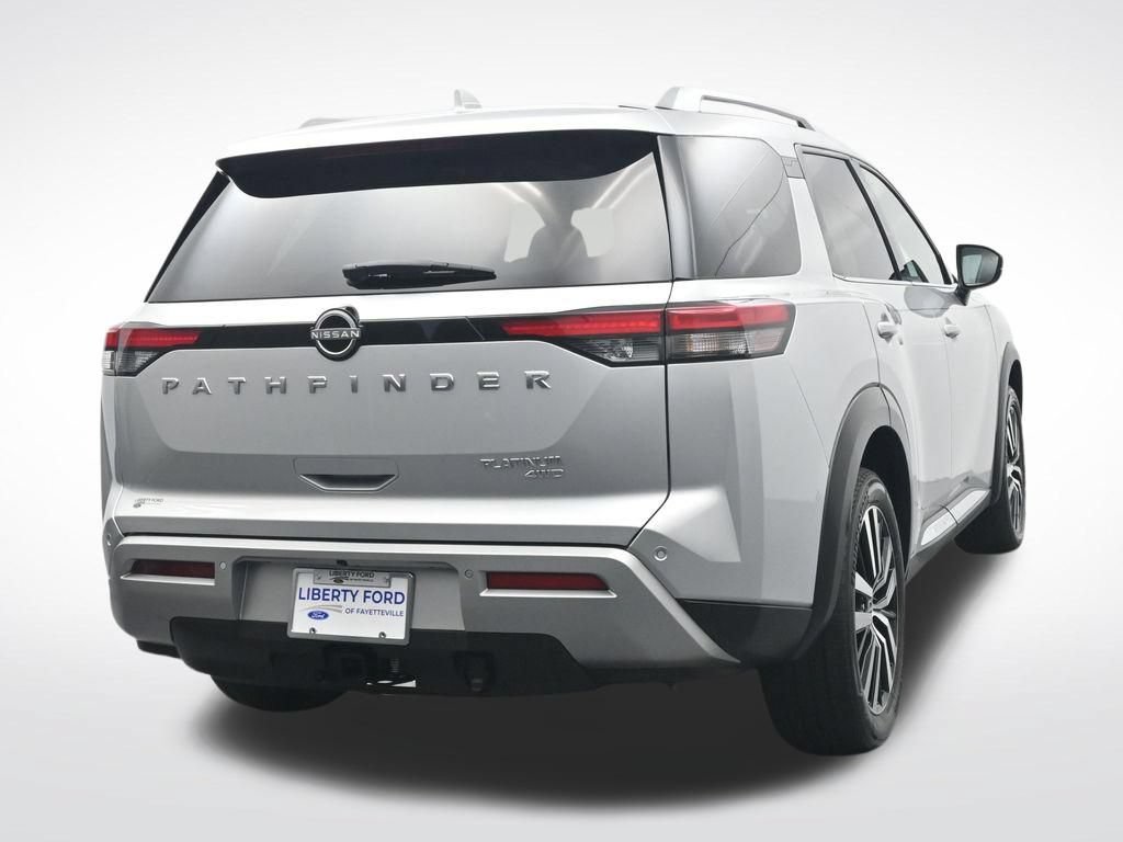 Used 2023 Nissan Pathfinder Platinum AWD/4WD image 7