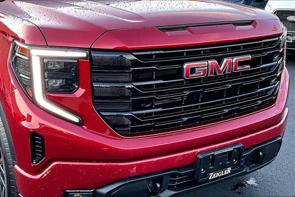Used 2023 GMC Sierra 1500 Elevation AWD/4WD image 29