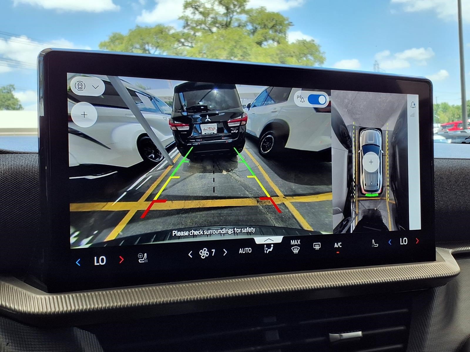 Certified 2025 Ford Explorer ST-Line AWD/4WD image 17