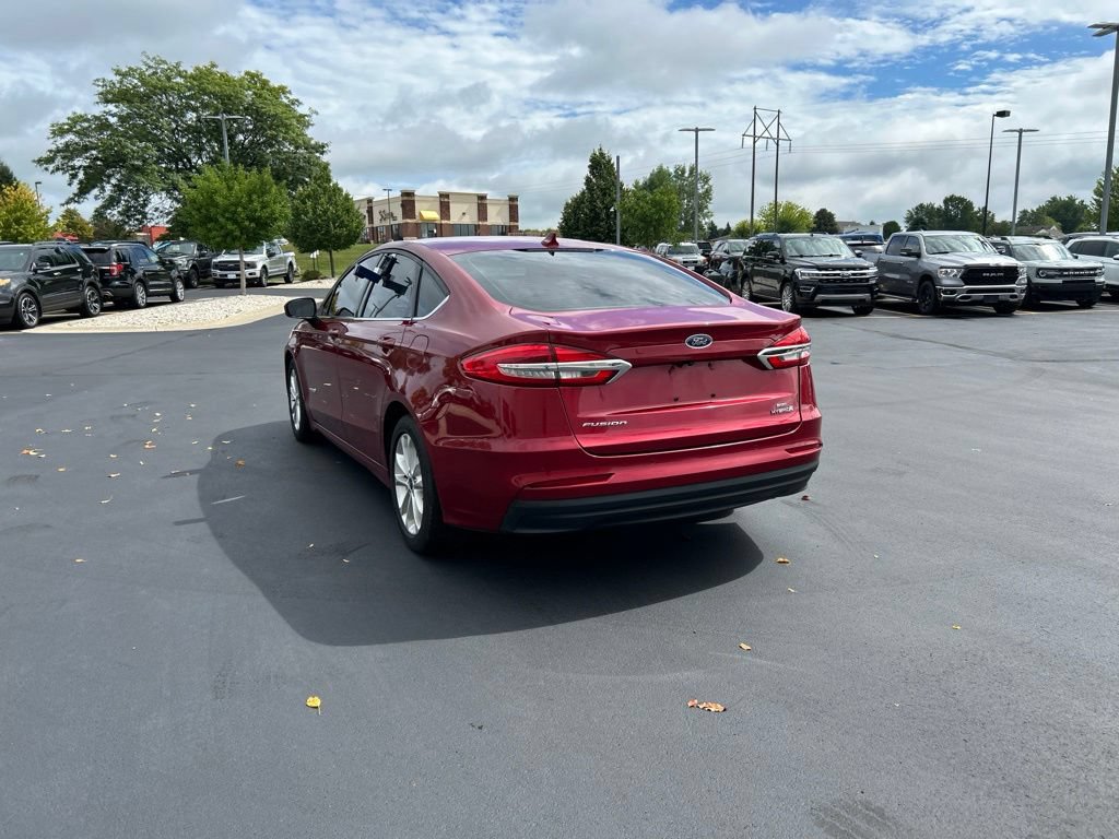 Certified 2019 Ford Fusion SE FWD image 9