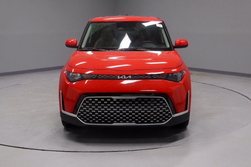 Used 2025 Kia Soul EX FWD image 7