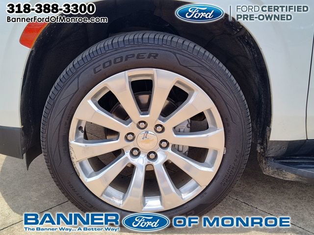 Used 2023 Chevrolet Tahoe Premier AWD/4WD image 14