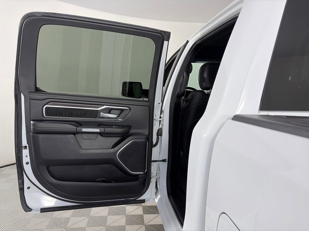 Used 2025 RAM 1500 Laramie image 12