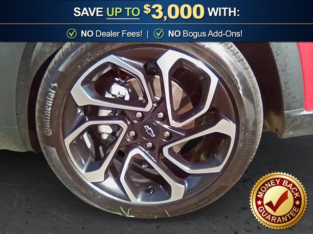 Used 2026 Chevrolet Trax RS w/ Sunroof Package FWD image 13