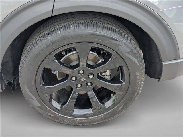 Certified 2023 Ford Explorer ST-Line w/ Class IV Trailer Tow Package image 25