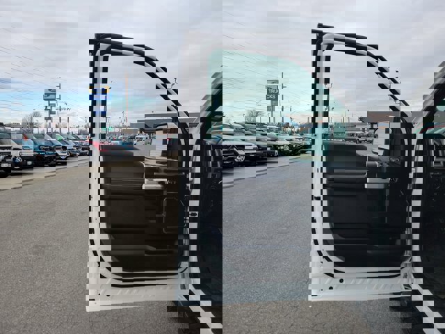 Certified 2019 Ford F150 Lariat w/ Equipment Group 502A Luxury image 15