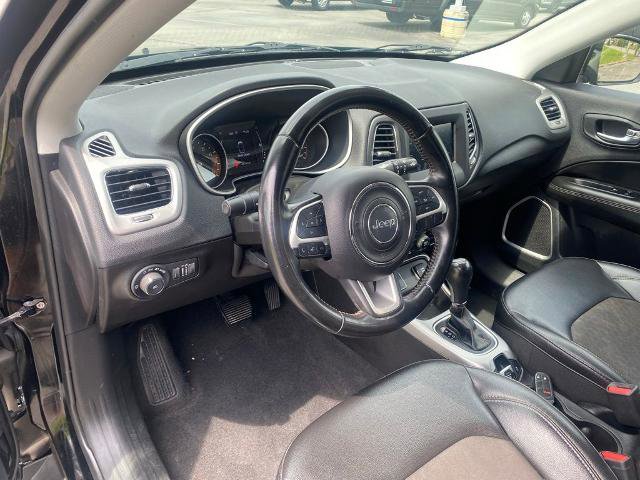 Used 2020 Jeep Compass Latitude FWD image 12