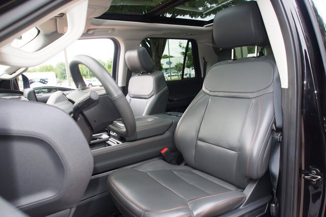 Certified 2025 Ford Expedition Max Active AWD/4WD image 21