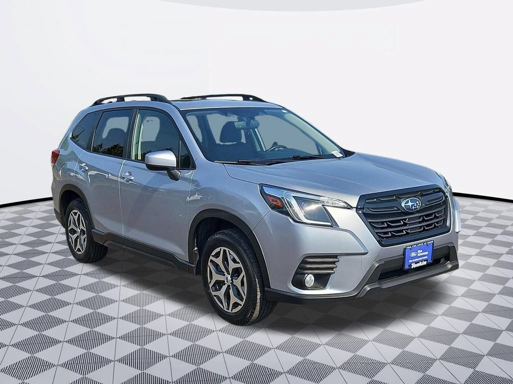 Used 2023 Subaru Forester Premium AWD/4WD image 7