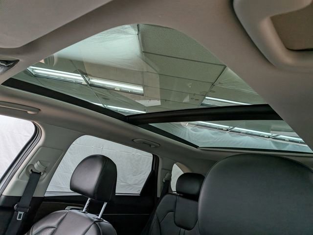 Used 2023 Kia Sorento EX w/ Panoramic Sunroof Package image 15