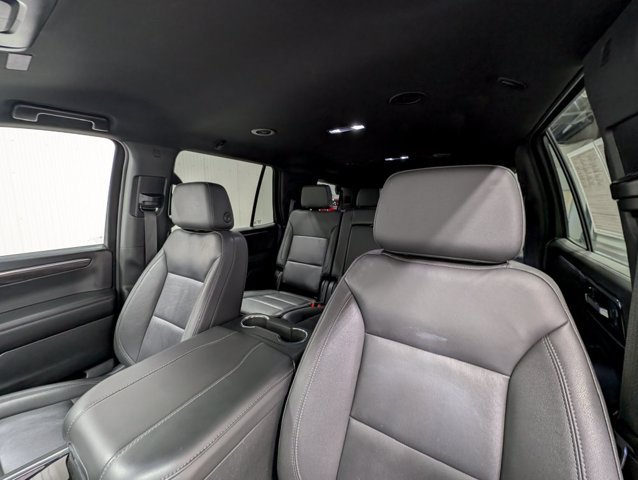 Used 2025 Chevrolet Tahoe LT AWD/4WD image 13
