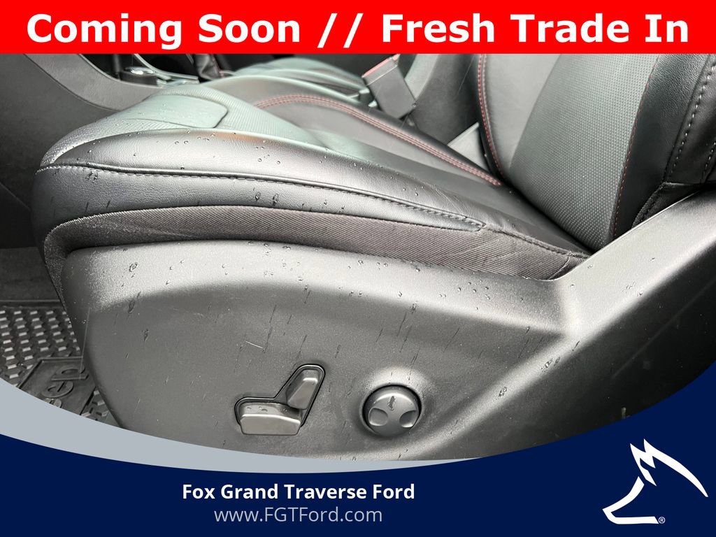 Used 2022 Jeep Cherokee Trailhawk w/ Premium Leather Package AWD/4WD image 11