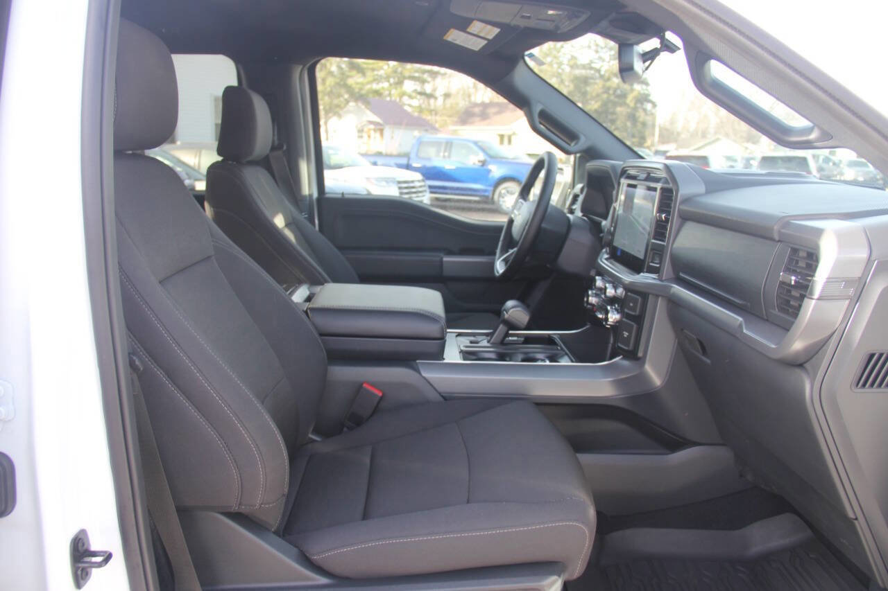 Certified 2025 Ford F150 XLT w/ Equipment Group 302A MID image 32