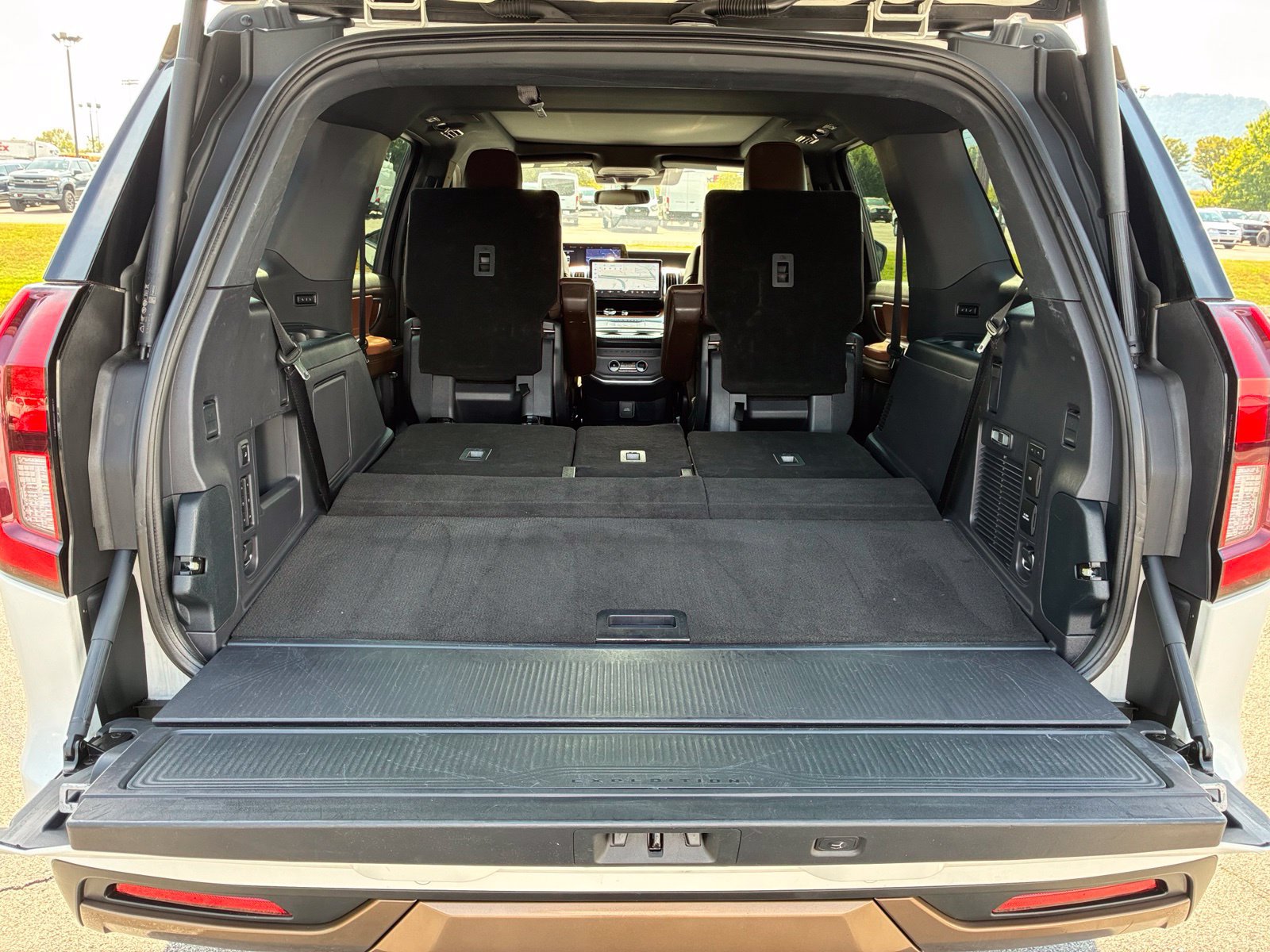 Certified 2025 Ford Expedition King Ranch AWD/4WD image 17