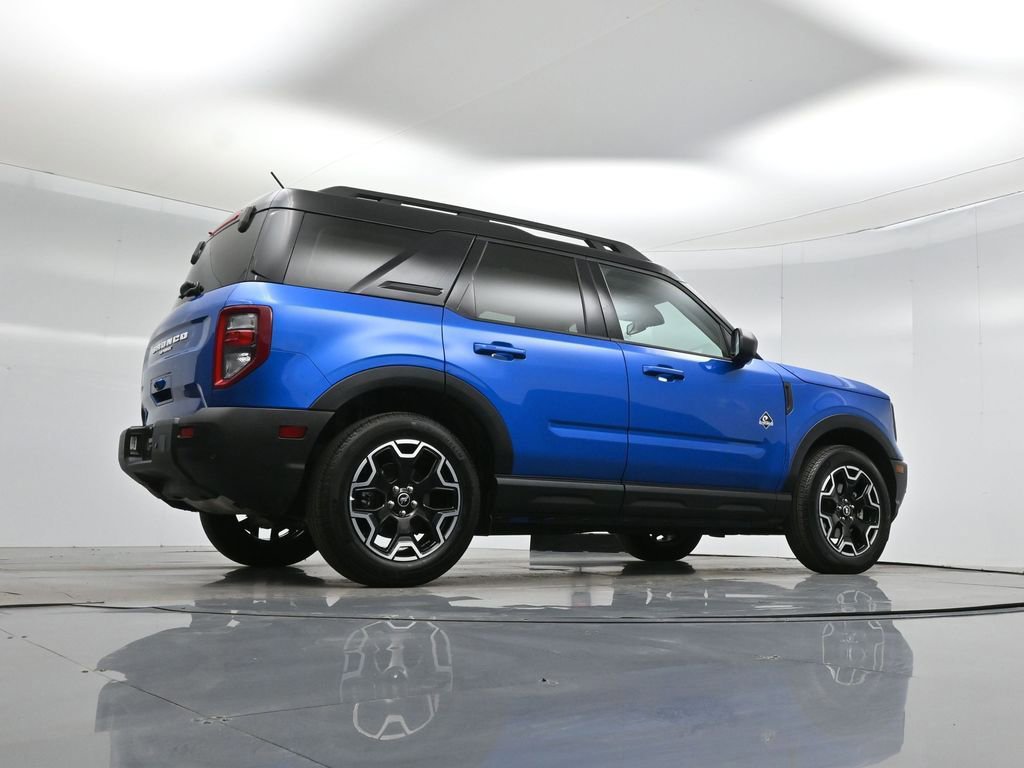 Certified 2025 Ford Bronco Sport Outer Banks w/ Outer Banks Tech Package+ image 14