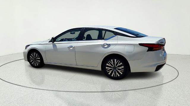 Used 2023 Nissan Altima 2.5 SV FWD image 6