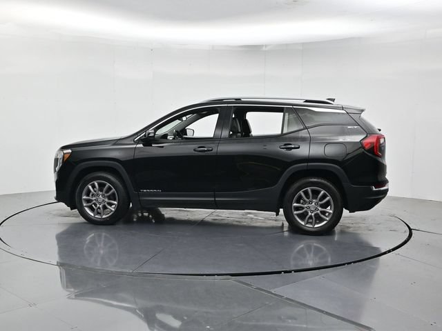 Used 2024 GMC Terrain SLT AWD/4WD image 7