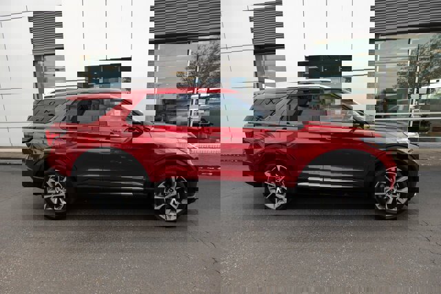 Certified 2025 Ford Explorer Platinum w/ Ultimate Package AWD/4WD image 5