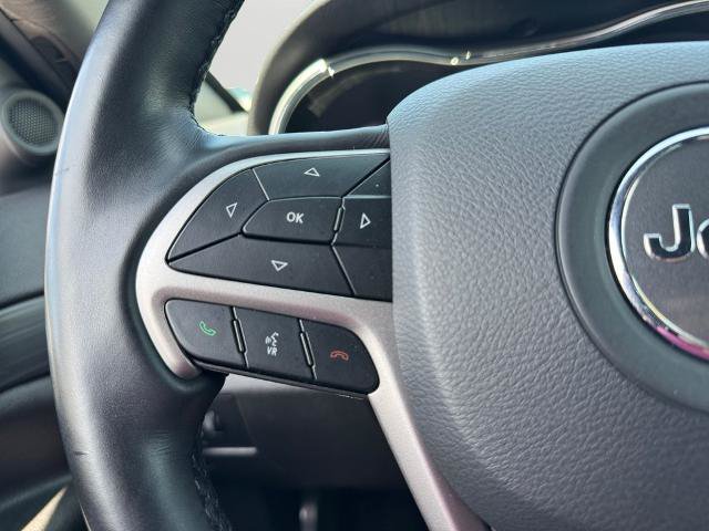 Used 2022 Jeep Grand Cherokee Laredo X AWD/4WD image 18