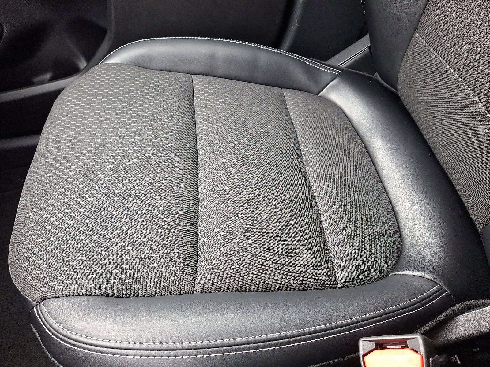 Certified 2024 Ford Escape SE image 26