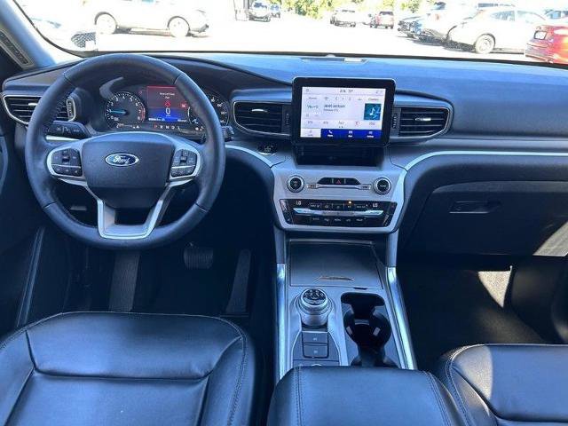 Certified 2021 Ford Explorer XLT w/ Equipment Group 202A image 13