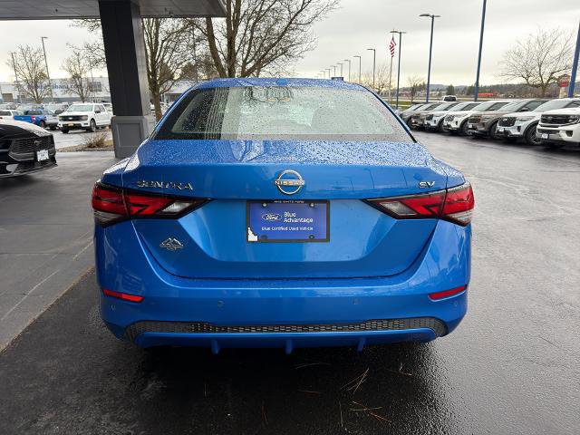 Used 2024 Nissan Sentra SV image 3