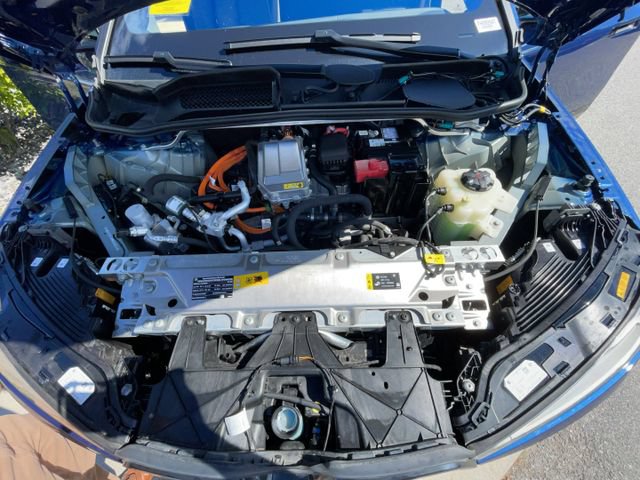 Used 2022 BMW iX xDrive50 w/ Premium Package AWD/4WD image 10